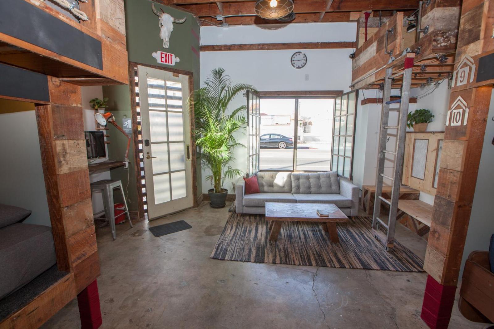 Podshare East Hollywood Vandrarhem Los Angeles Exteriör bild