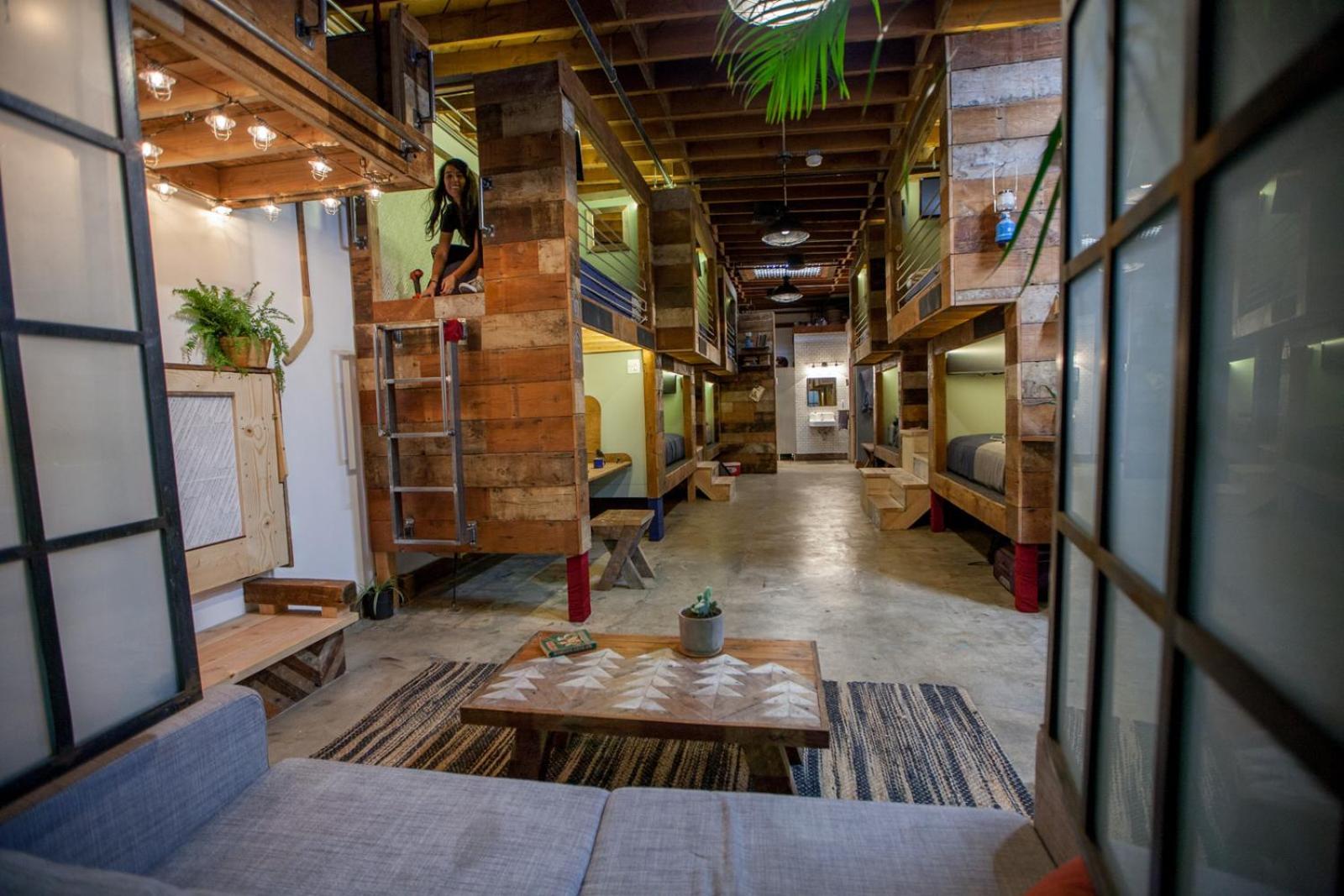 Podshare East Hollywood Vandrarhem Los Angeles Exteriör bild