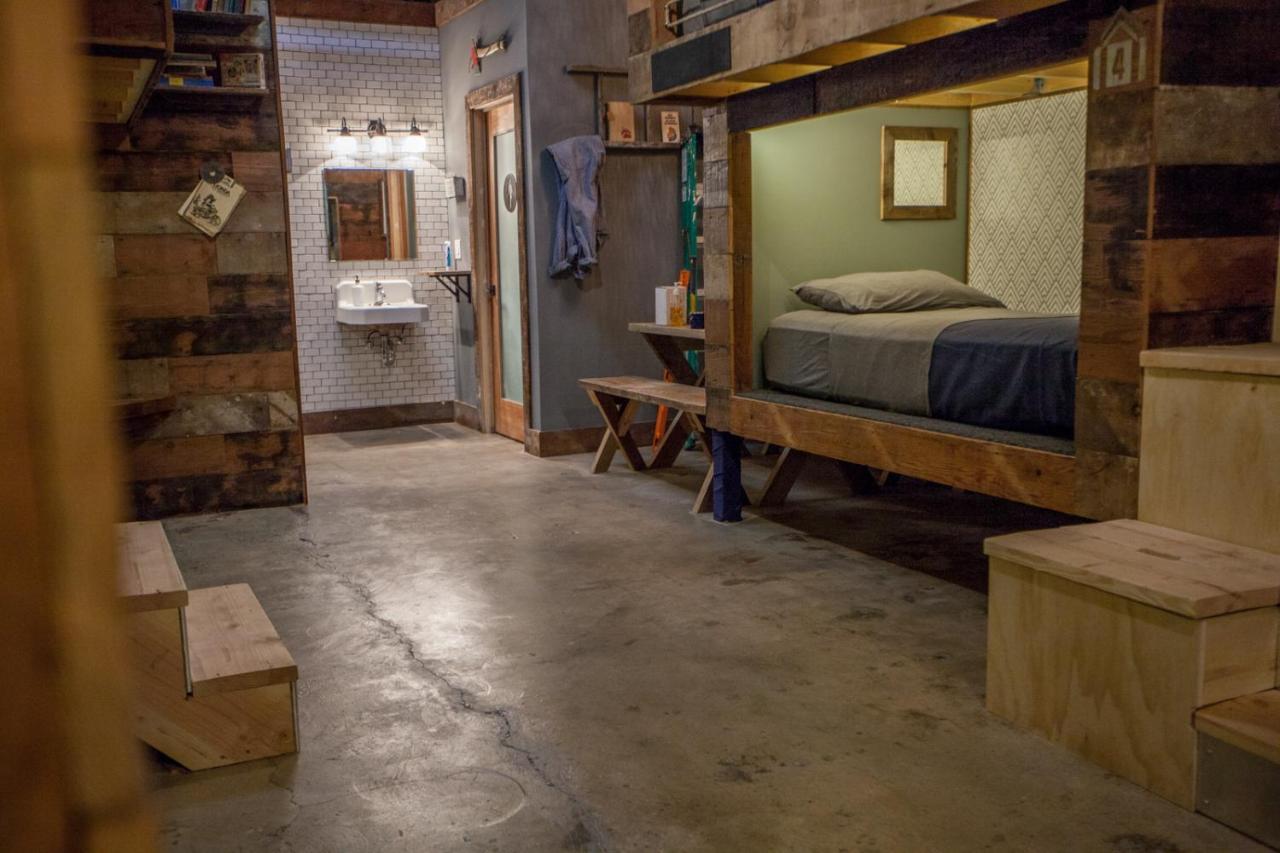 Podshare East Hollywood Vandrarhem Los Angeles Exteriör bild