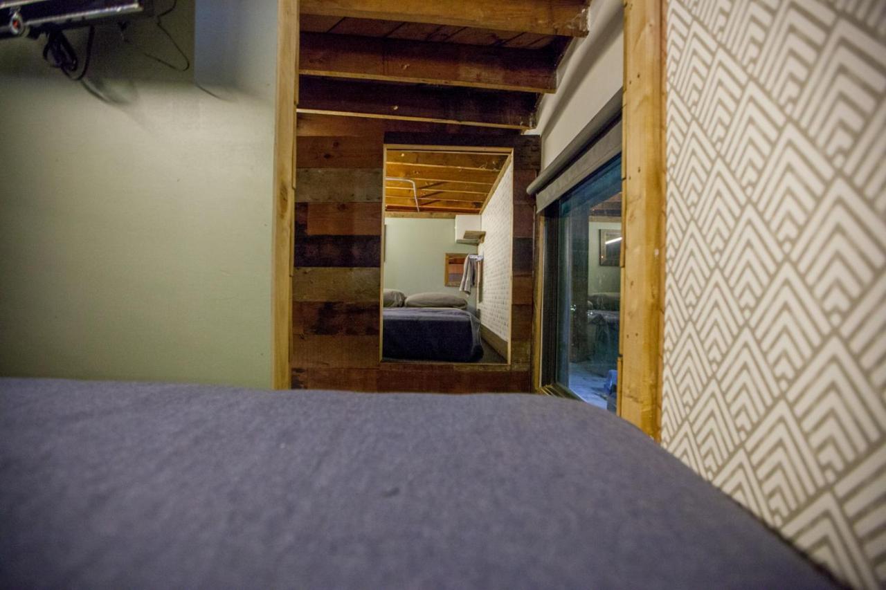 Podshare East Hollywood Vandrarhem Los Angeles Exteriör bild